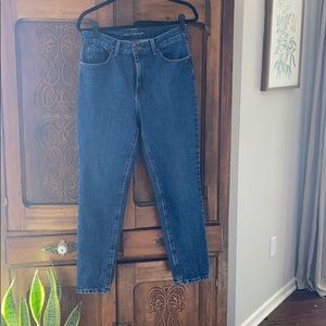 Mott & Bow “mom jean” size 29, nwot